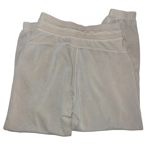 small Target Pants - Picture 3 of 6